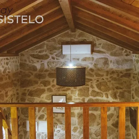 Casa Da Carreirinha בית נופש ארקוס דה ואלדבז